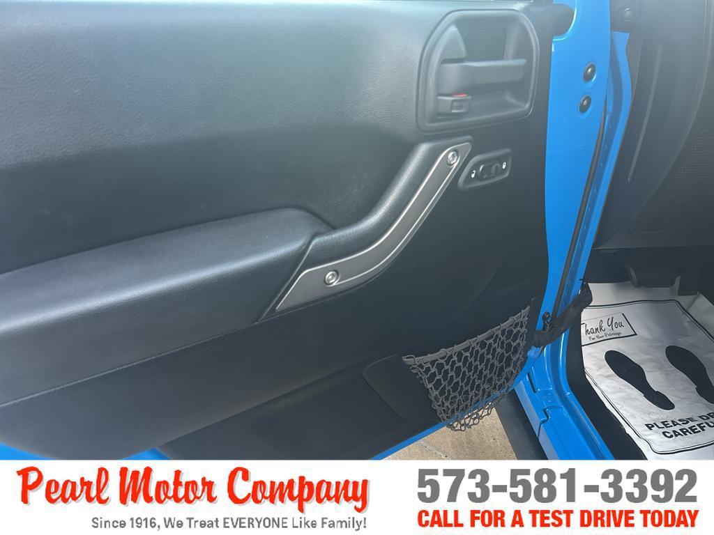 used 2012 Jeep Wrangler Unlimited car, priced at $17,500