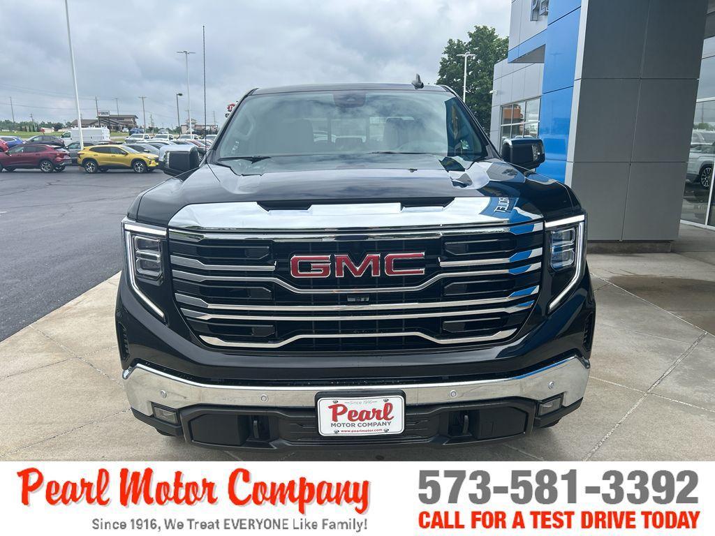 new 2025 GMC Sierra 1500 car, priced at $57,675