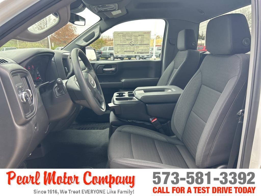 new 2025 GMC Sierra 1500 car, priced at $40,845