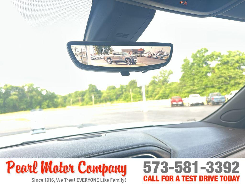 used 2021 GMC Yukon XL car