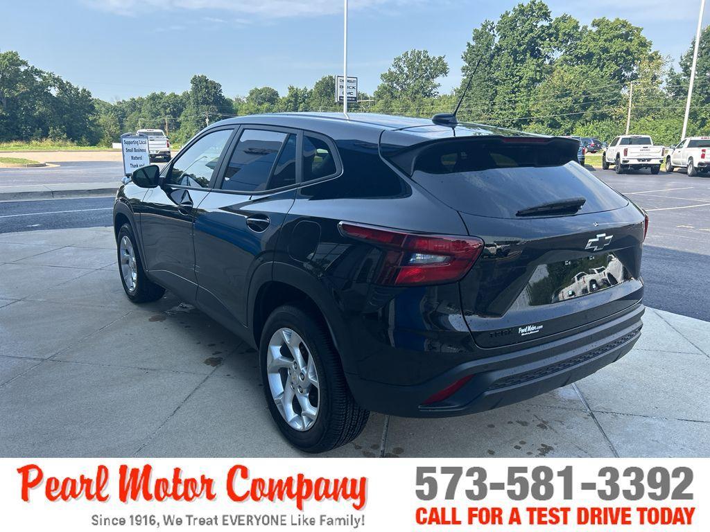 used 2024 Chevrolet Trax car, priced at $21,950