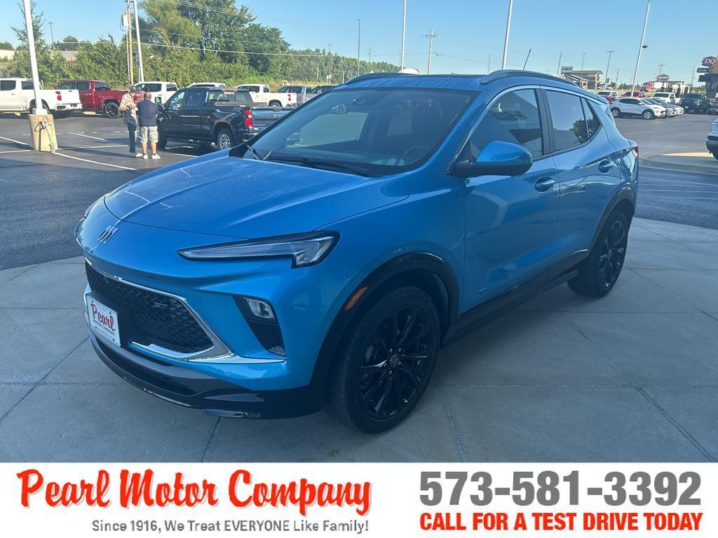 used 2025 Buick Encore GX car, priced at $26,950