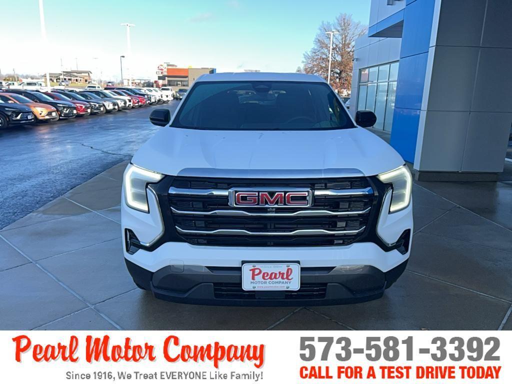 new 2025 GMC Terrain car, priced at $32,895