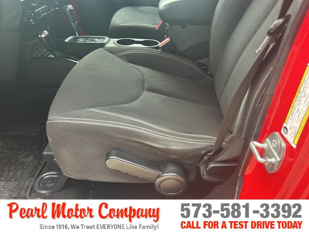 used 2015 Jeep Wrangler Unlimited car, priced at $23,500