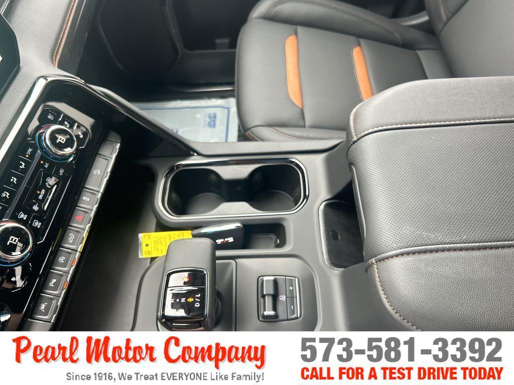 new 2025 GMC Sierra 1500 car, priced at $60,685