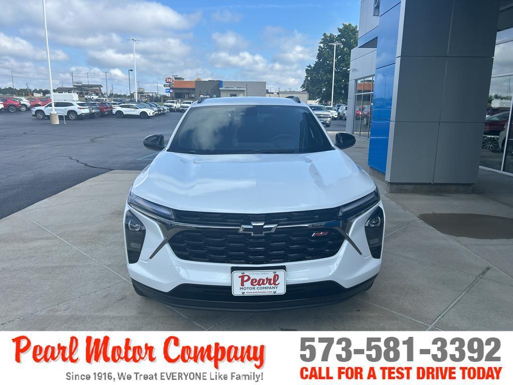 new 2026 Chevrolet Trax car, priced at $26,195