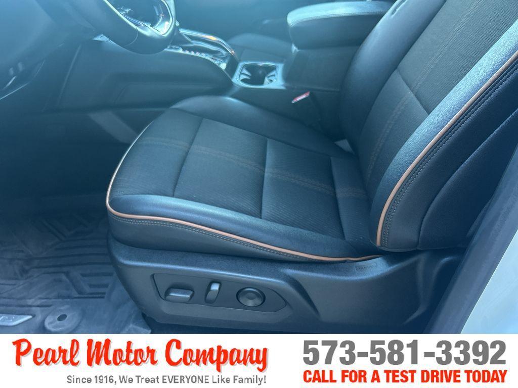 used 2023 GMC Canyon car, priced at $40,950