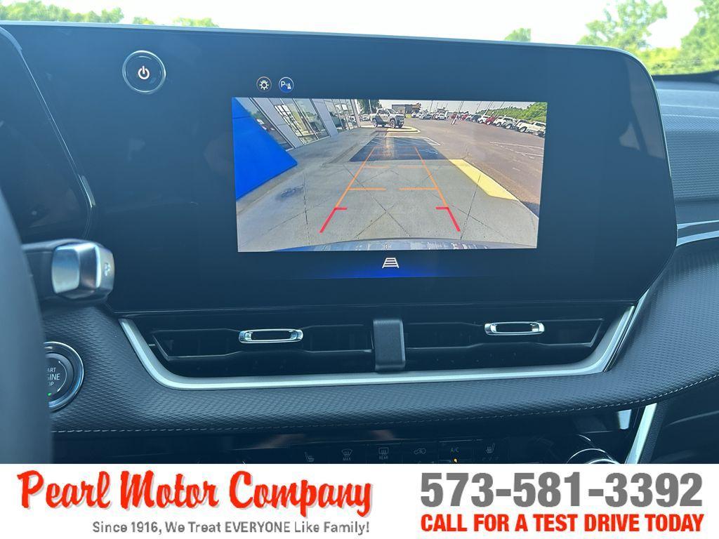 new 2026 Chevrolet Equinox car, priced at $32,235