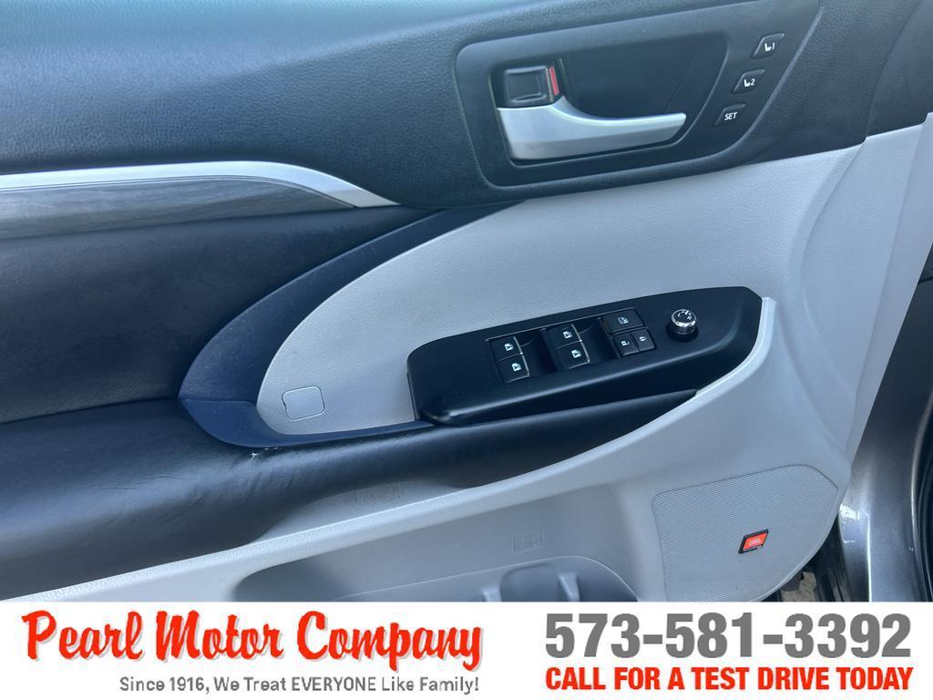 used 2018 Toyota Highlander car, priced at $25,950