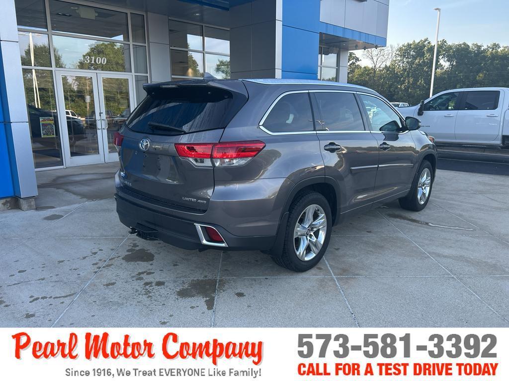 used 2018 Toyota Highlander car, priced at $25,950