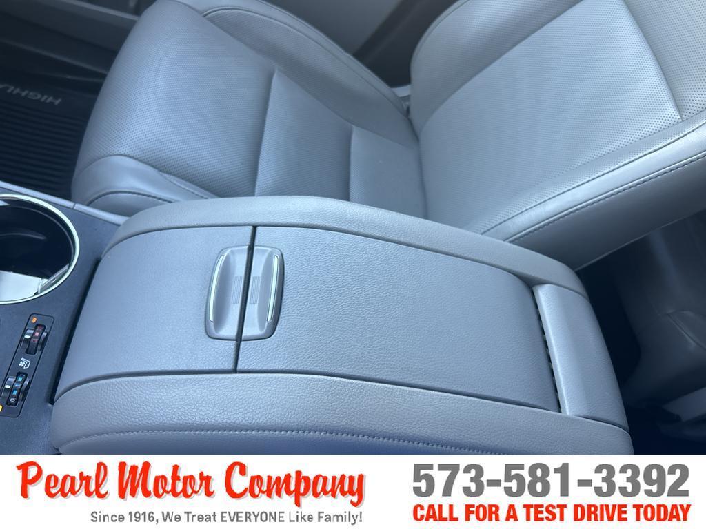 used 2018 Toyota Highlander car, priced at $25,950