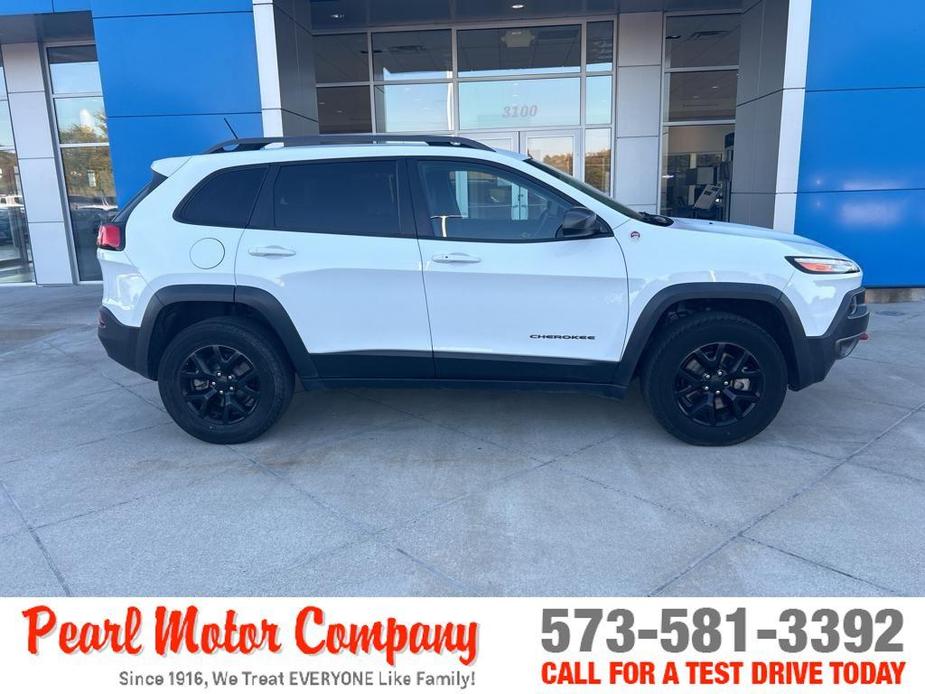 used 2015 Jeep Cherokee car, priced at $14,500