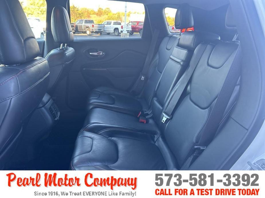 used 2015 Jeep Cherokee car, priced at $14,500