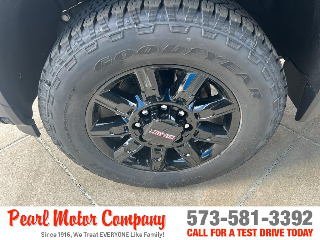 new 2026 GMC Sierra 2500 car, priced at $85,635