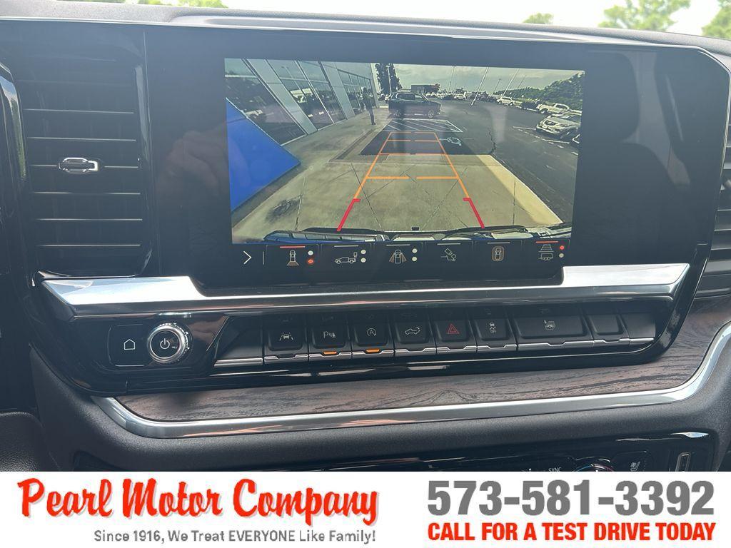 new 2025 GMC Sierra 1500 car, priced at $56,925