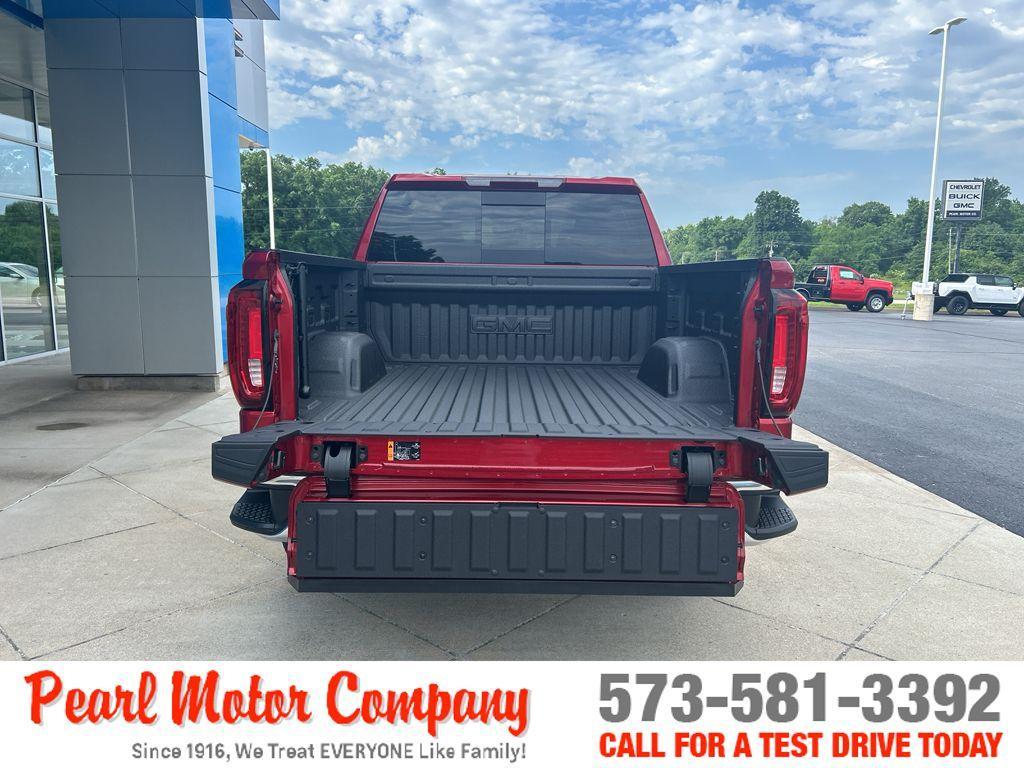 new 2025 GMC Sierra 1500 car, priced at $56,925