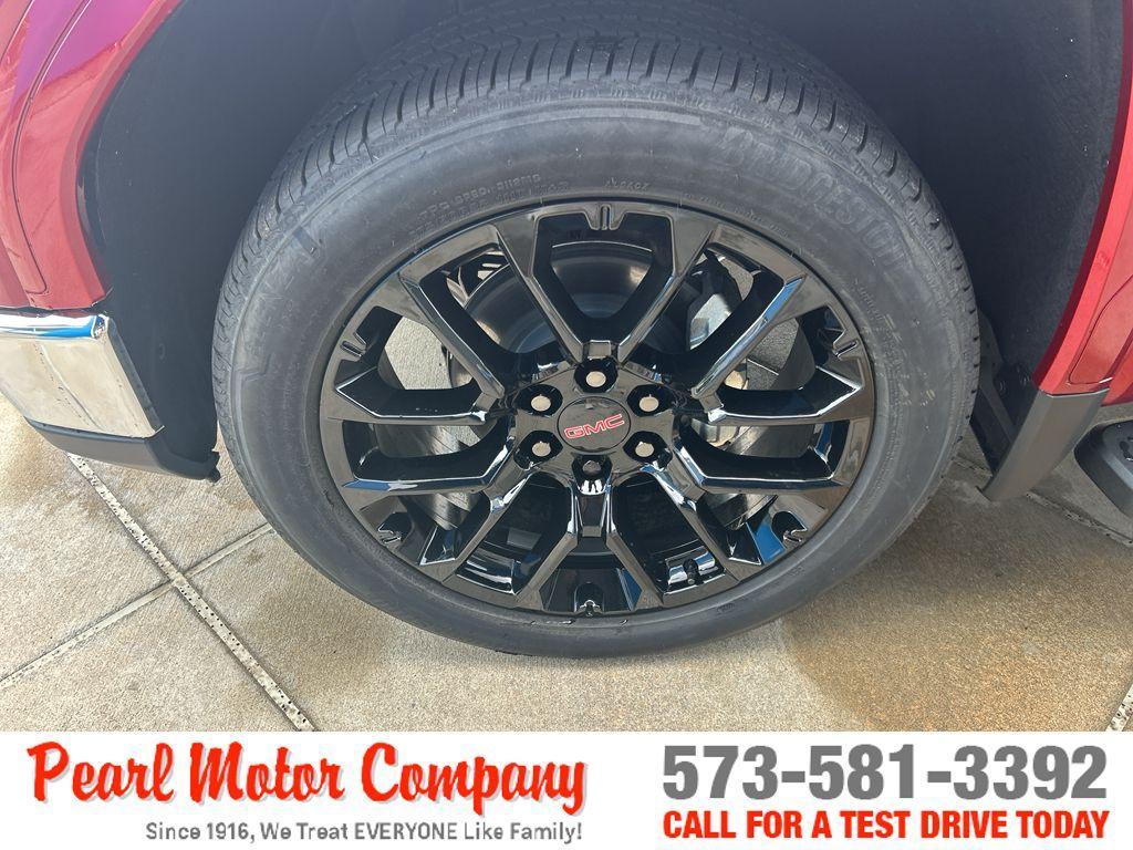 new 2025 GMC Sierra 1500 car, priced at $63,035