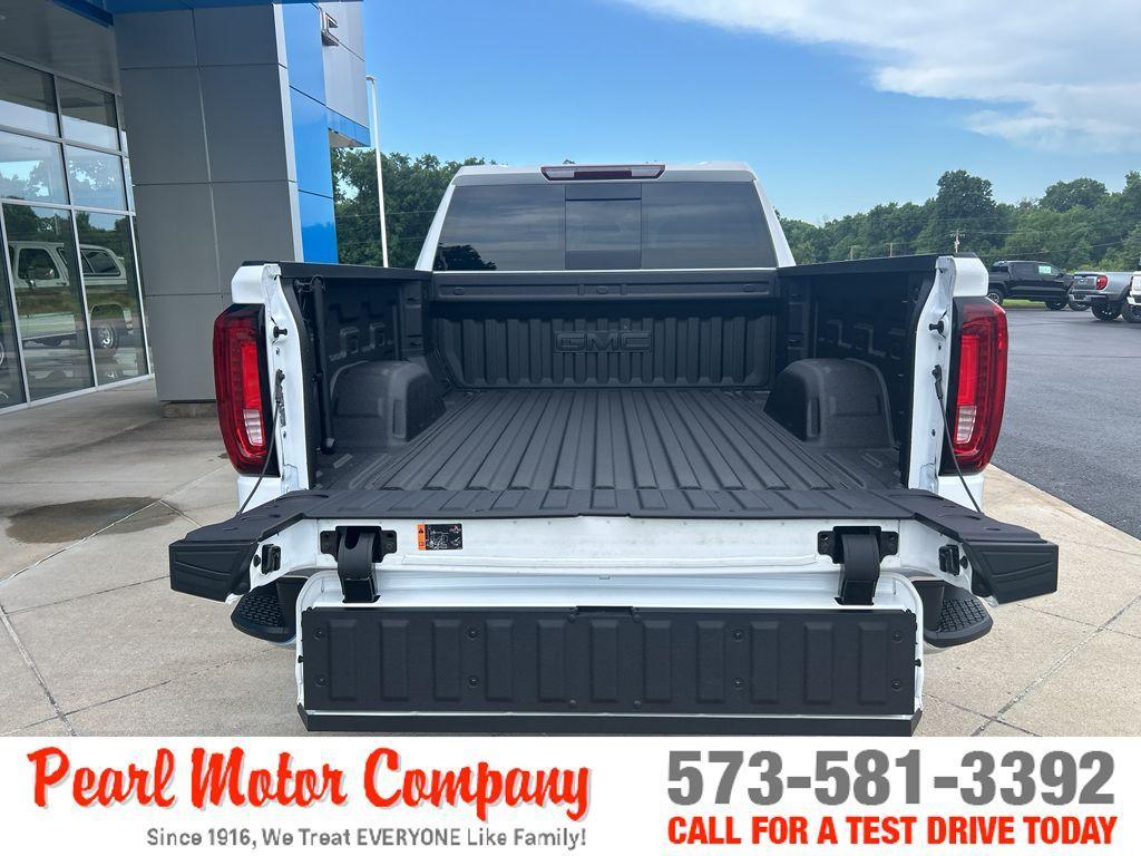 new 2025 GMC Sierra 1500 car, priced at $56,875