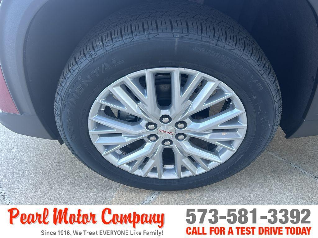 new 2025 GMC Acadia car, priced at $46,675