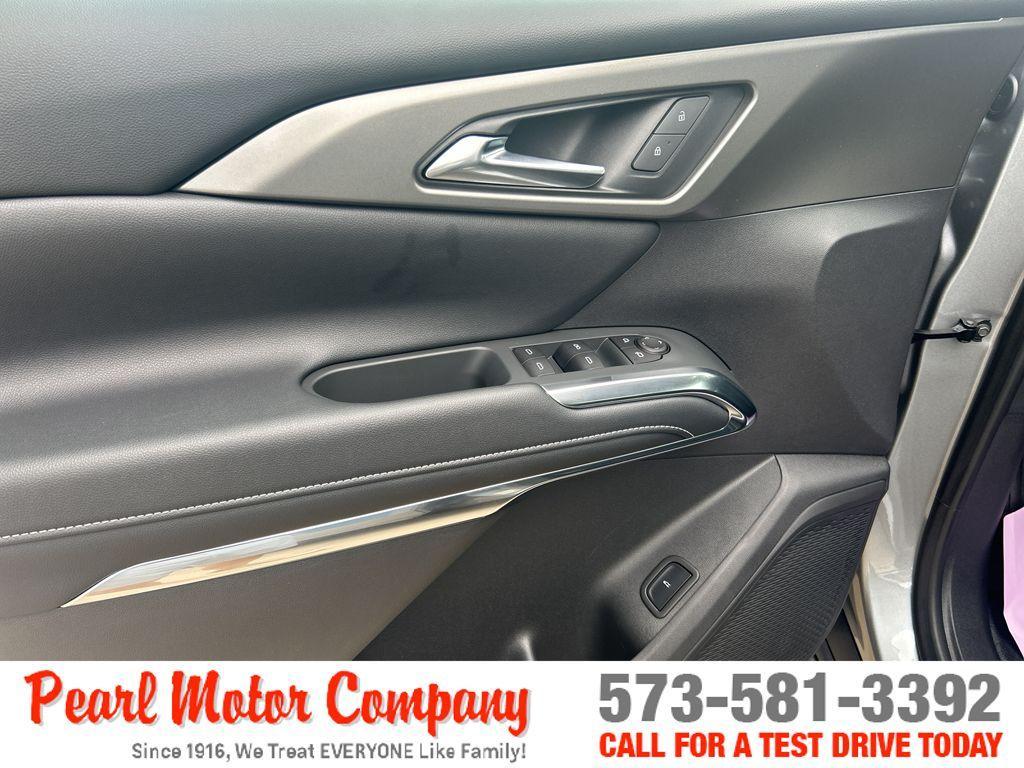 new 2025 Chevrolet Traverse car, priced at $42,695