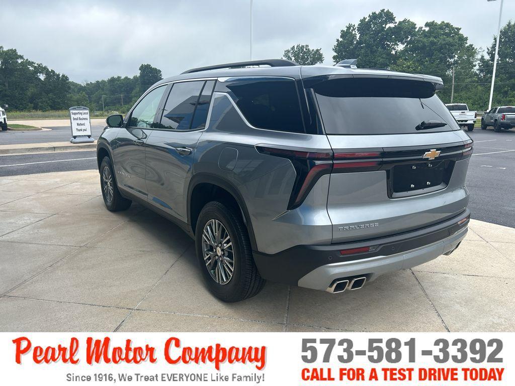 new 2025 Chevrolet Traverse car, priced at $42,695