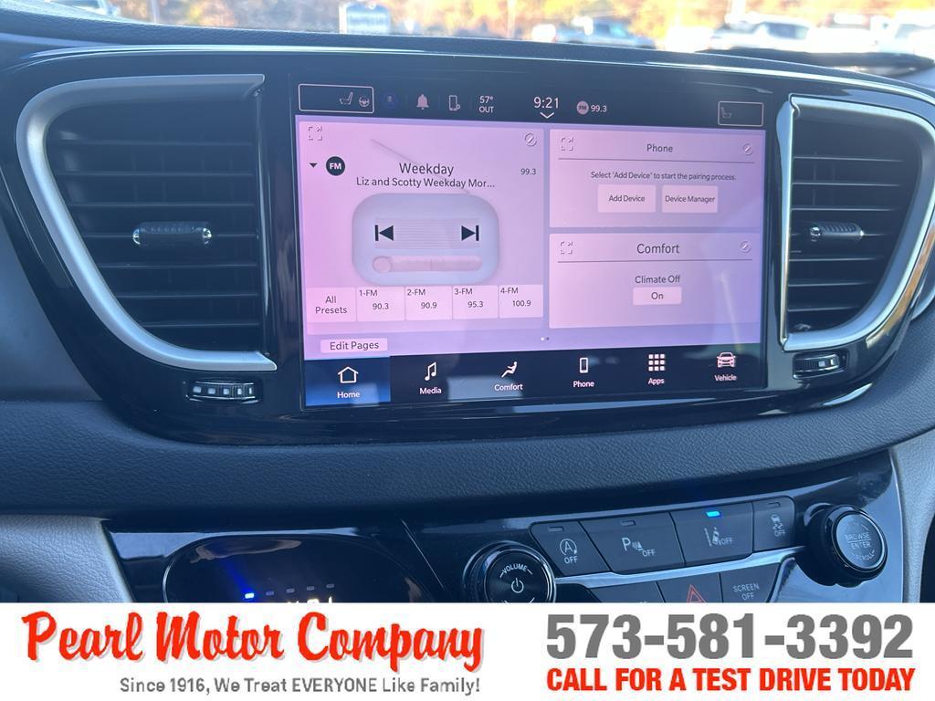 used 2022 Chrysler Pacifica car