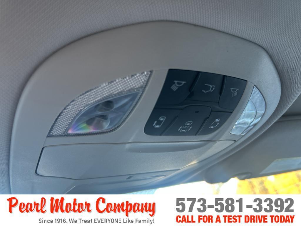 used 2022 Chrysler Pacifica car
