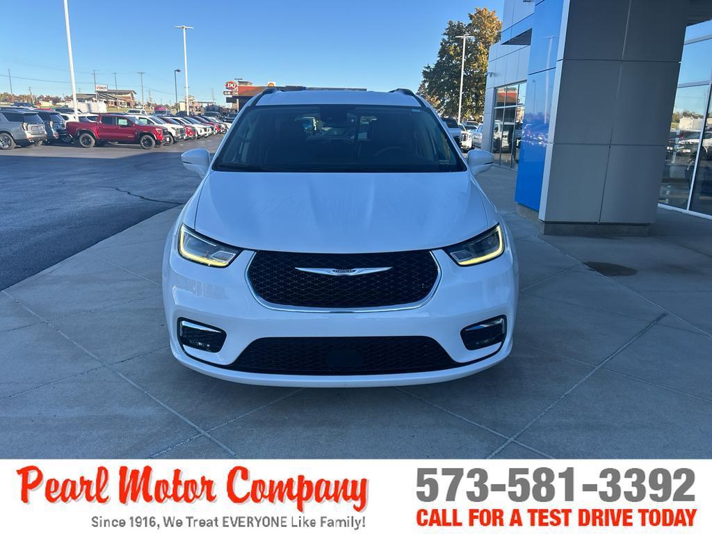used 2022 Chrysler Pacifica car