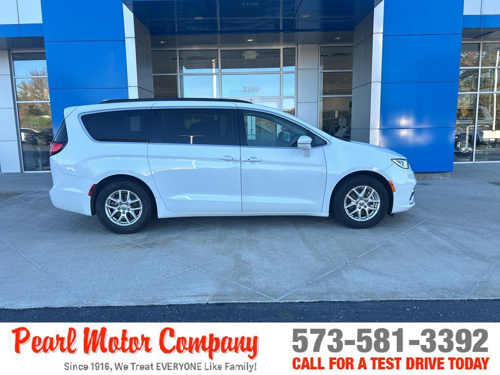 used 2022 Chrysler Pacifica car