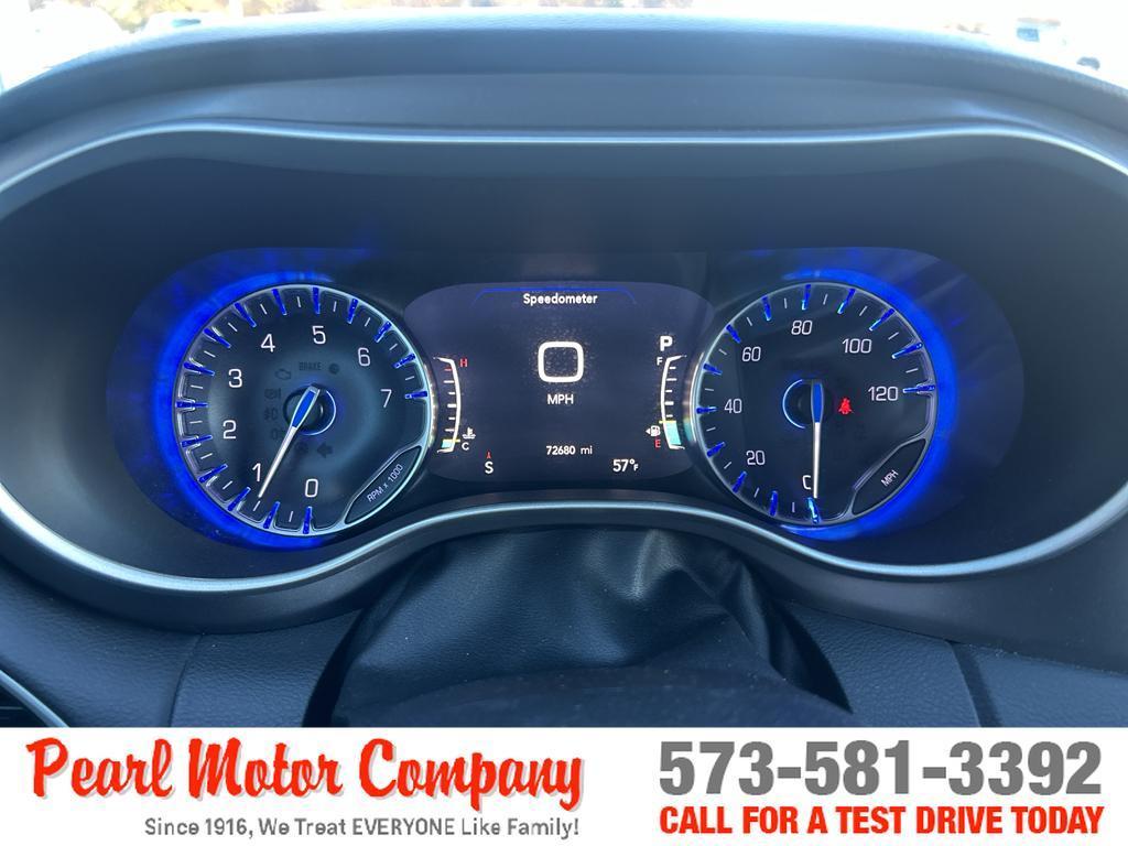 used 2022 Chrysler Pacifica car