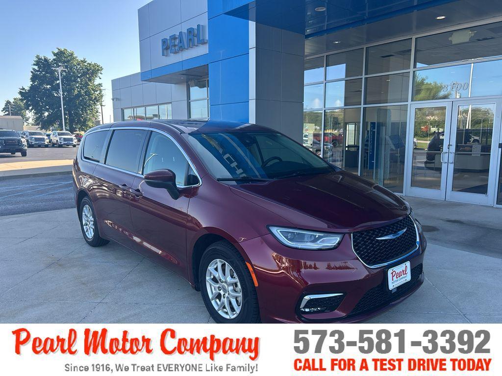 used 2023 Chrysler Pacifica car, priced at $23,950