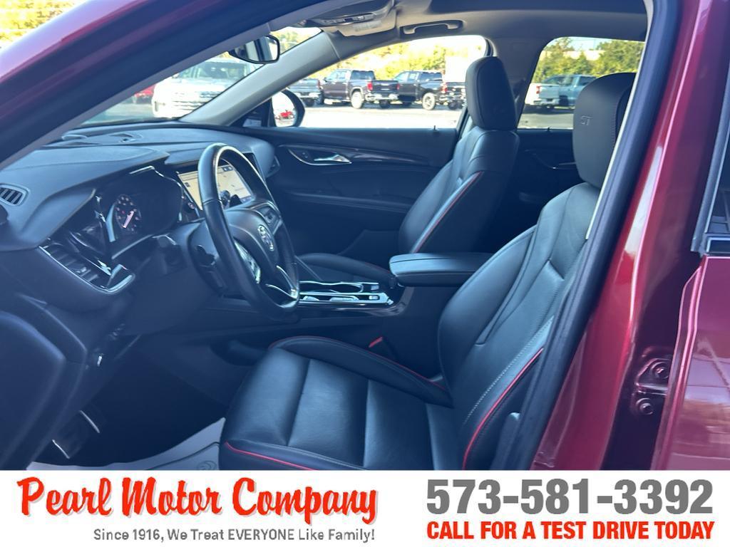 used 2022 Buick Envision car, priced at $27,500