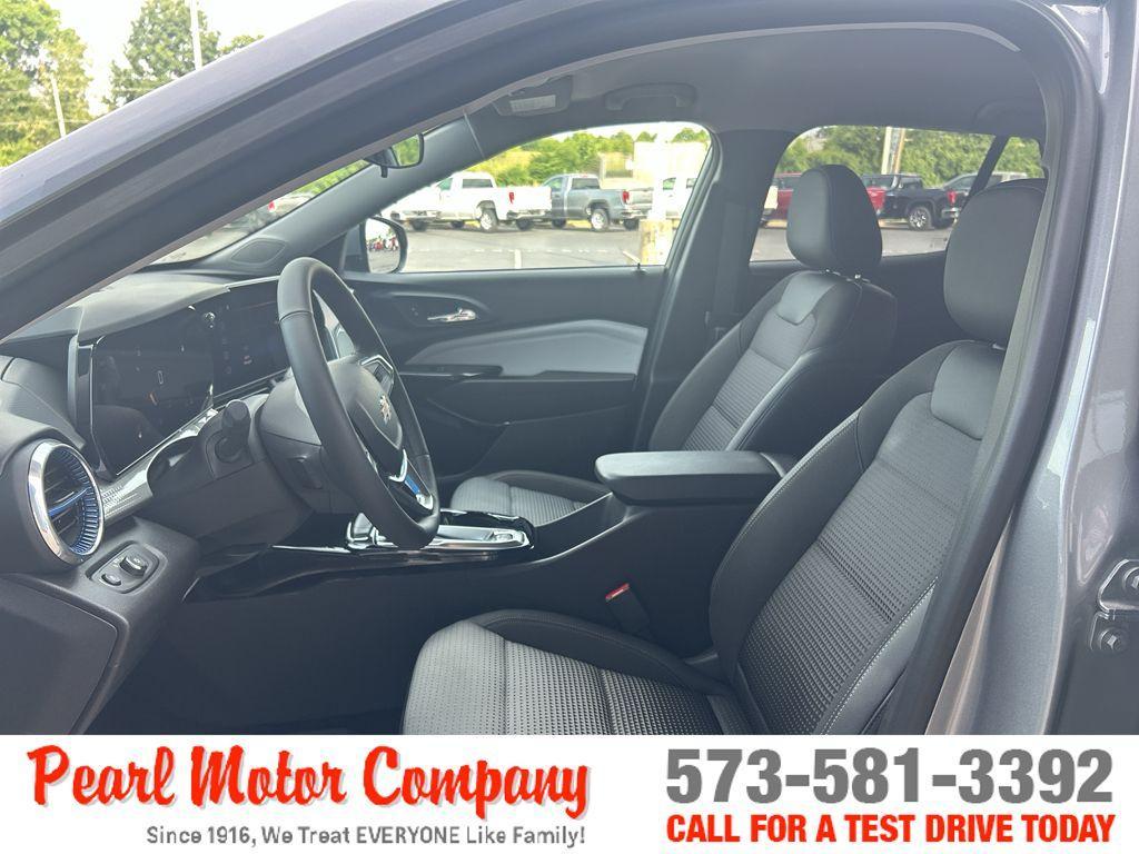 new 2025 Chevrolet Trax car, priced at $25,135