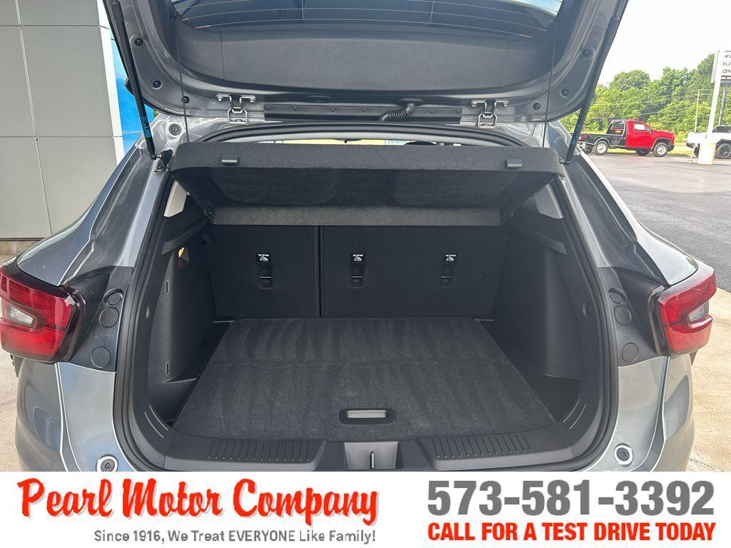 new 2025 Chevrolet Trax car, priced at $25,135