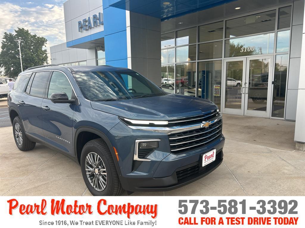 new 2026 Chevrolet Traverse car, priced at $44,895