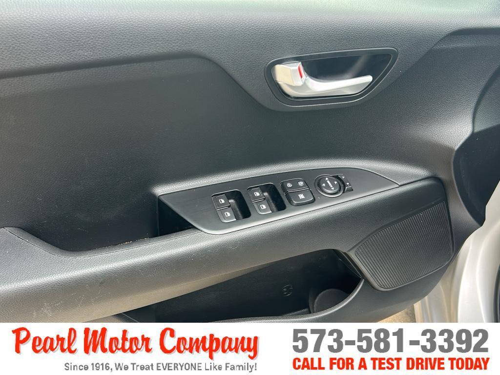 used 2023 Kia Rio car