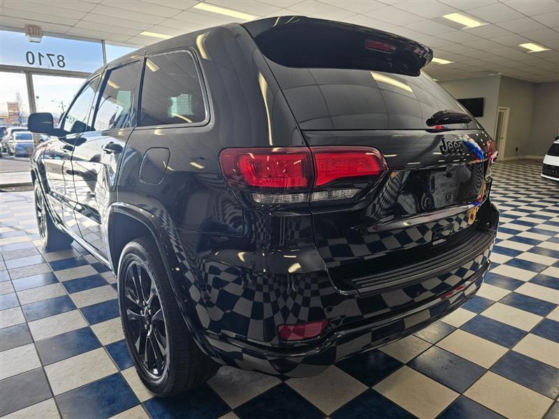 used 2019 Jeep Grand Cherokee car, priced at $17,495