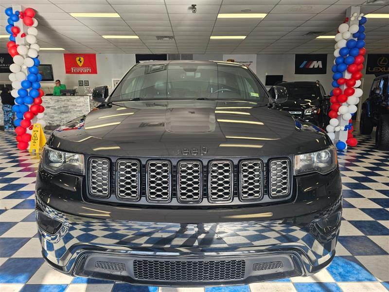 used 2019 Jeep Grand Cherokee car, priced at $17,495