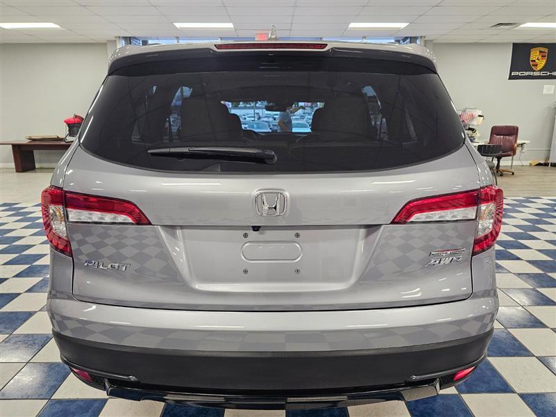 used 2022 Honda Pilot car, priced at $30,795