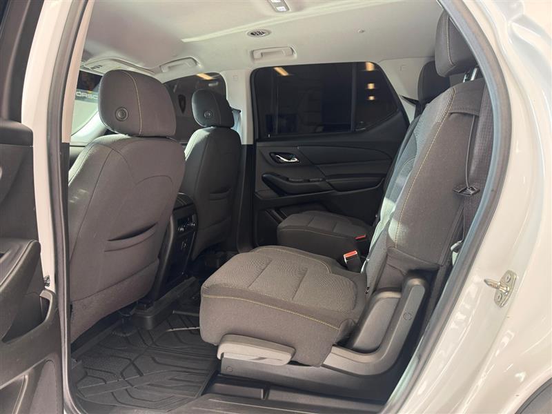 used 2021 Chevrolet Traverse car, priced at $19,495