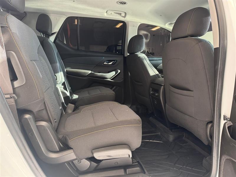 used 2021 Chevrolet Traverse car, priced at $19,495