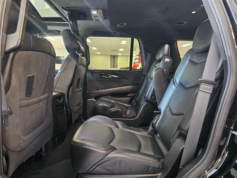 used 2019 Cadillac Escalade car, priced at $29,995