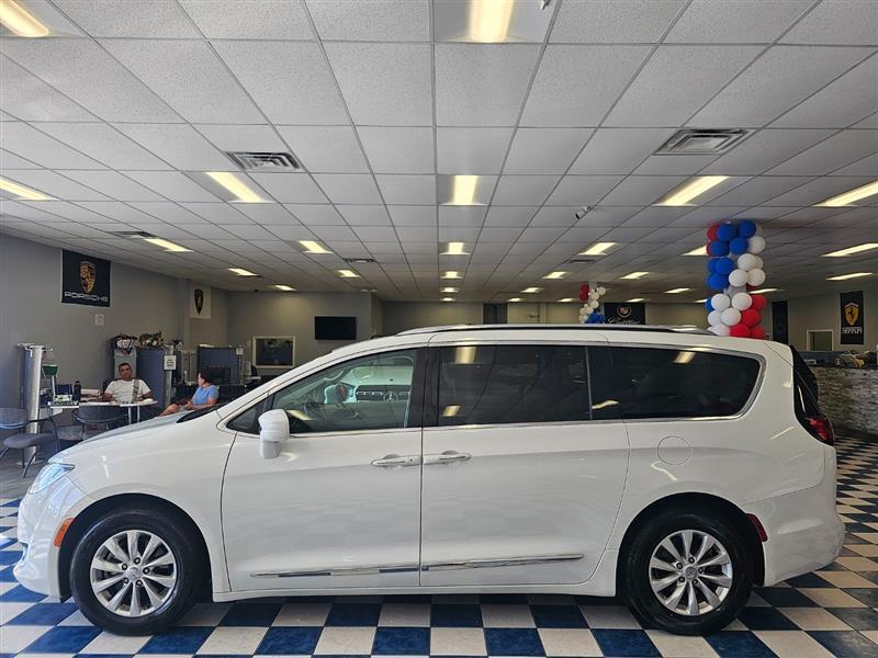 used 2019 Chrysler Pacifica car, priced at $17,995
