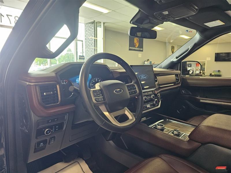 used 2024 Ford Expedition car, priced at $54,795