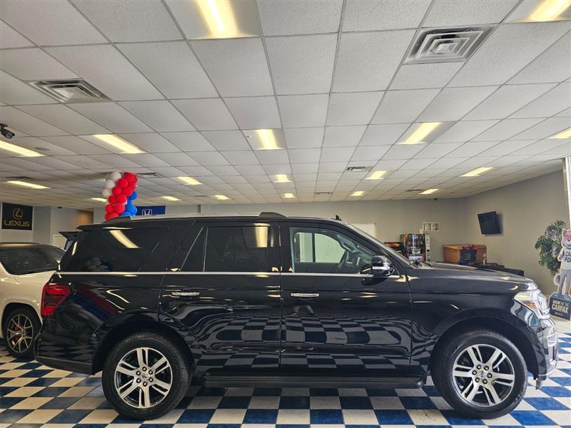 used 2024 Ford Expedition car, priced at $54,795