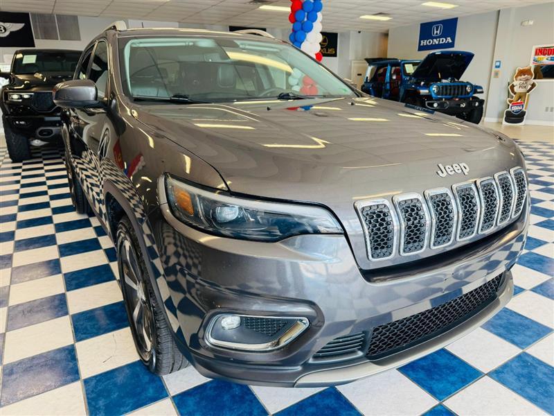 used 2019 Jeep Cherokee car, priced at $13,495