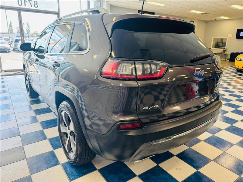 used 2019 Jeep Cherokee car, priced at $13,495