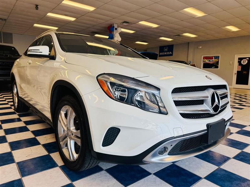 used 2017 Mercedes-Benz GLA 250 car, priced at $11,995