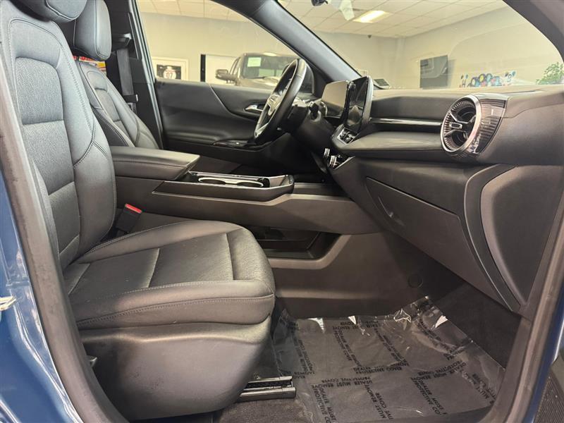 used 2025 Chevrolet Equinox car, priced at $23,995