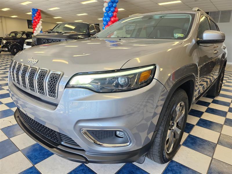 used 2020 Jeep Cherokee car, priced at $15,495